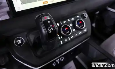 Land Rover Defender 2020 2.0 гидро в Москве № 166179, миниатюра 9