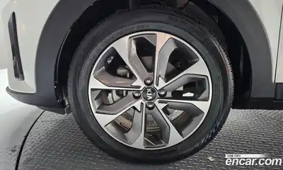Kia Stonic 2019 1.4 гидро в Москве № 1684959, миниатюра 5