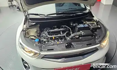 Kia Stonic 2019 1.4 гидро в Москве № 1684959, миниатюра 6