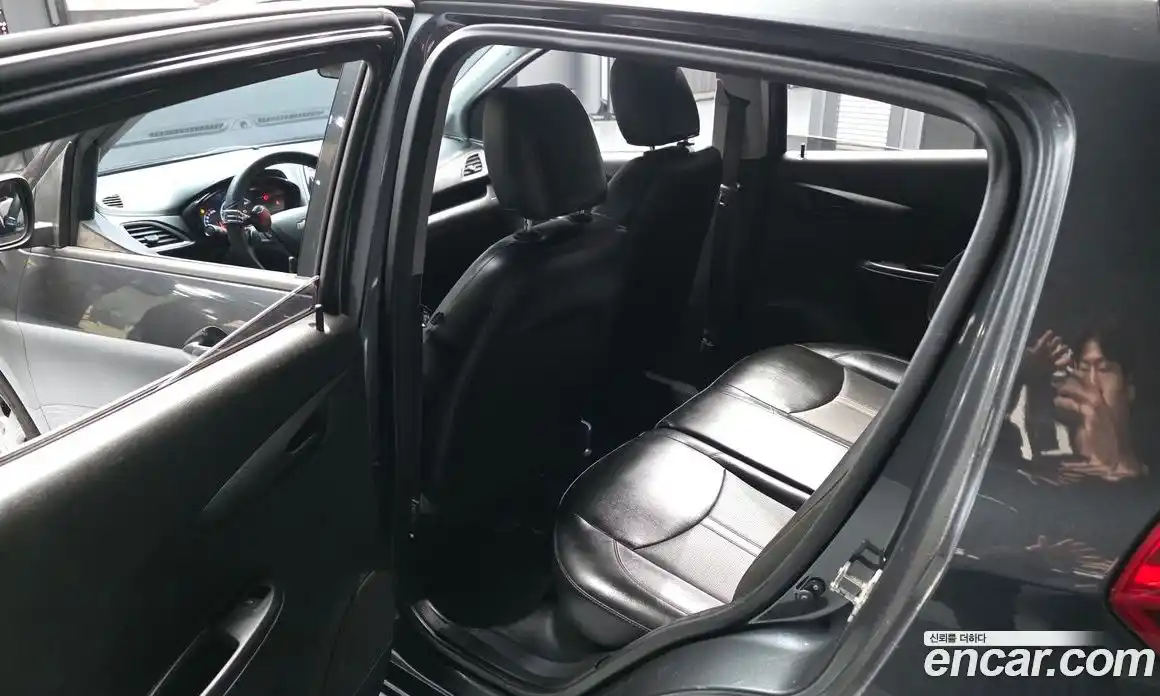Chevrolet Spark 2018 1.0 гидро в Москве № 1687542, фото 16