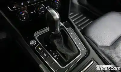 Volkswagen Arteon 2019 2.0 гидро в Москве № 1693289, миниатюра 12