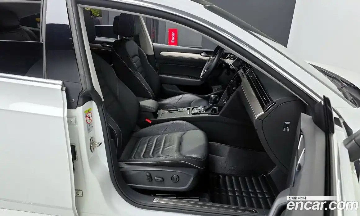 Volkswagen Arteon 2019 2.0 гидро в Москве № 1693289, фото 17