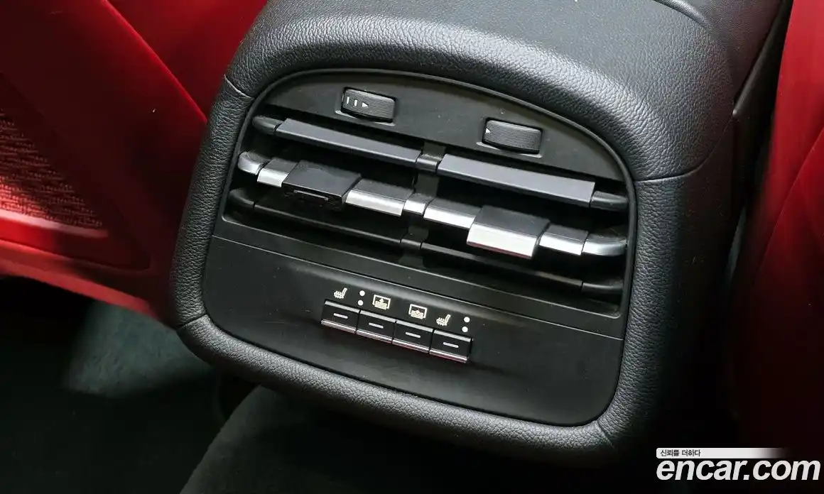 Maserati Ghibli 2019 3.0 гидро, фото 30