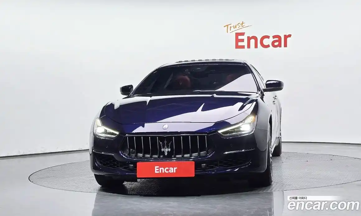 Maserati Ghibli 2019 3.0 гидро, фото 3