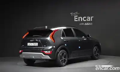 Kia Niro 2024 1.6 гидро в Москве № 1758538, миниатюра 2