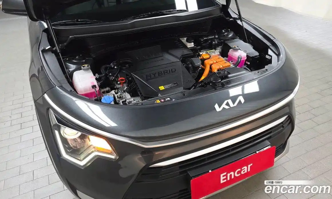 Kia Niro 2024 1.6 гидро в Москве № 1758538, фото 6