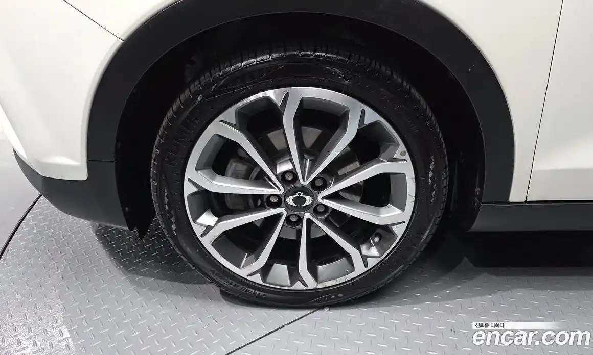 SsangYong TIBOLI 2018 1.6 гидро в Москве № 1759307, фото 5