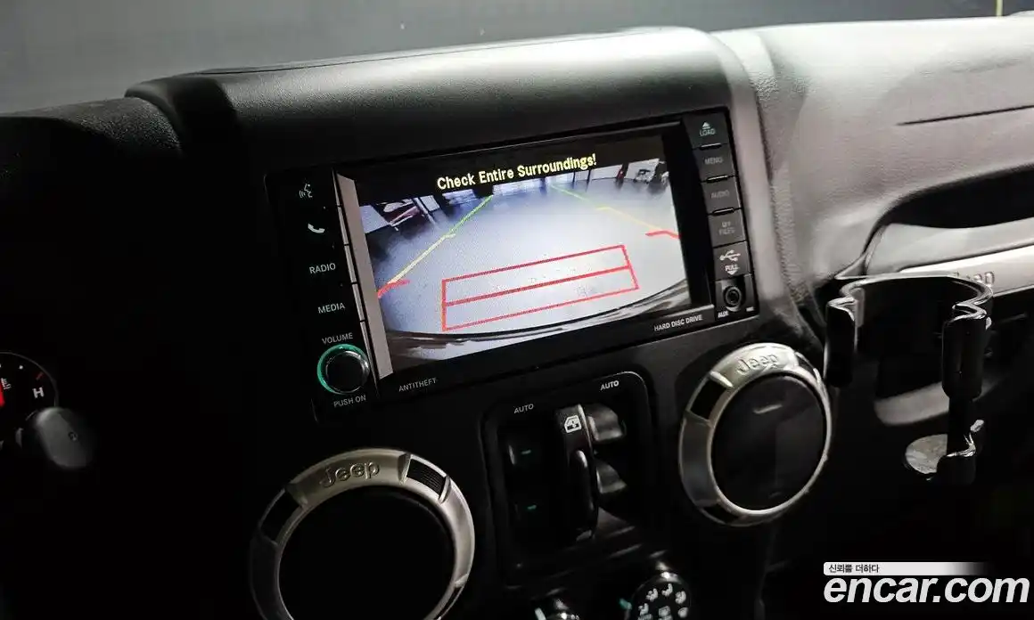 Jeep Wrangler 2017 3.6 гидро в Москве № 1765836, фото 23