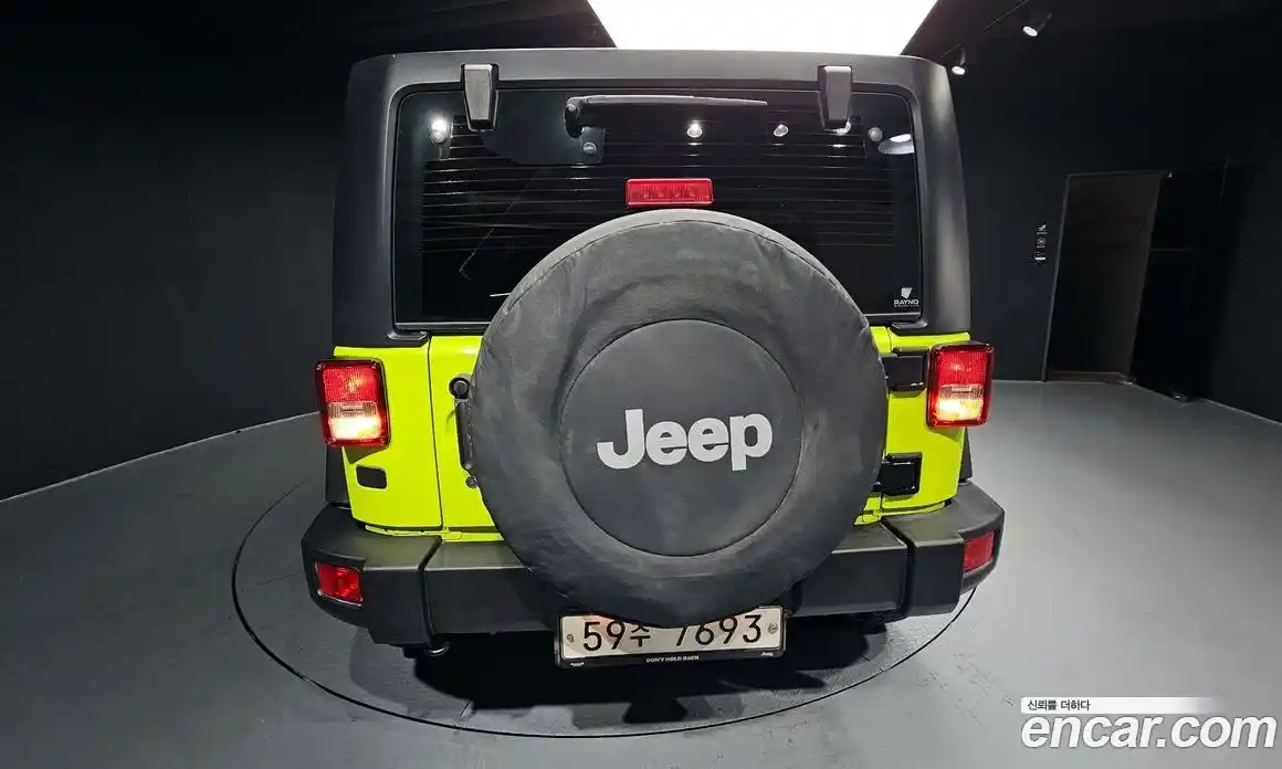 Jeep Wrangler 2017 3.6 гидро в Москве № 1765836, фото 9