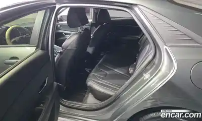 Hyundai Avante 2022 1.6 гидро в Москве № 1830630, миниатюра 11