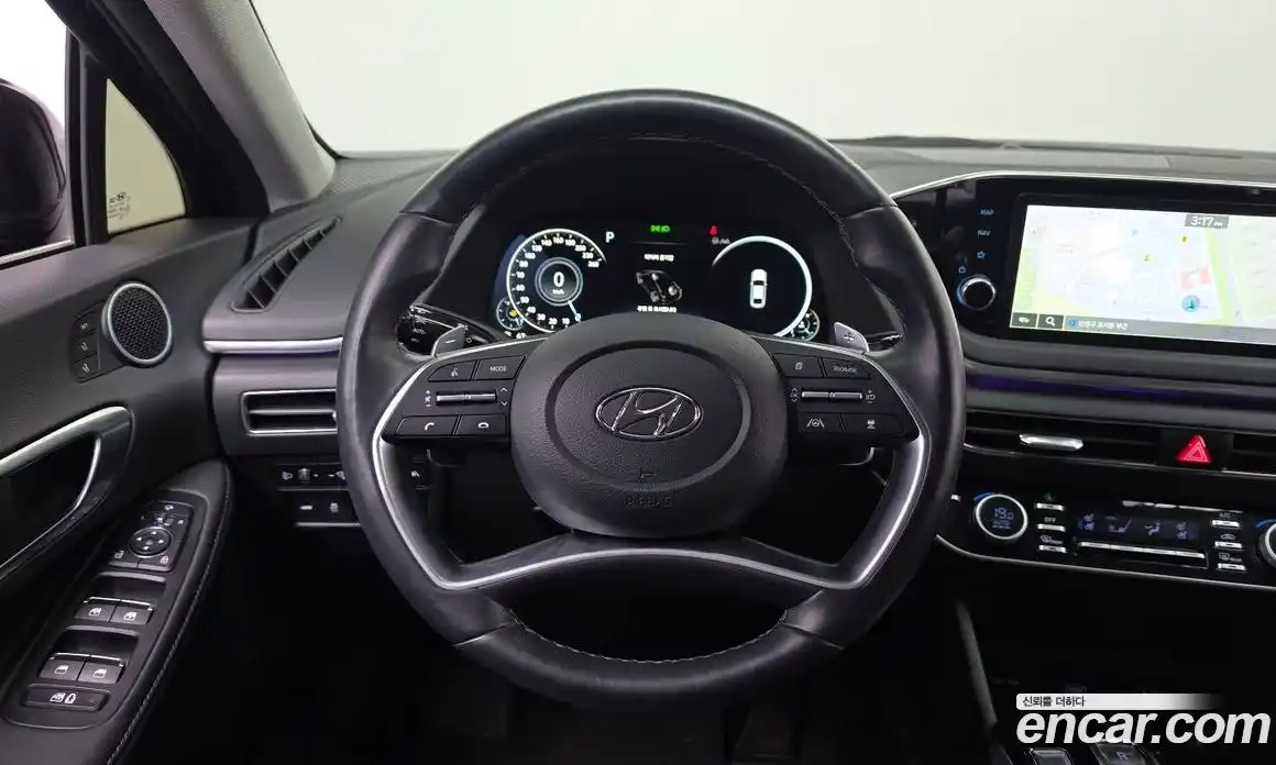 Hyundai Sonata 2023 2.0 гидро в Москве № 1830781, фото 13