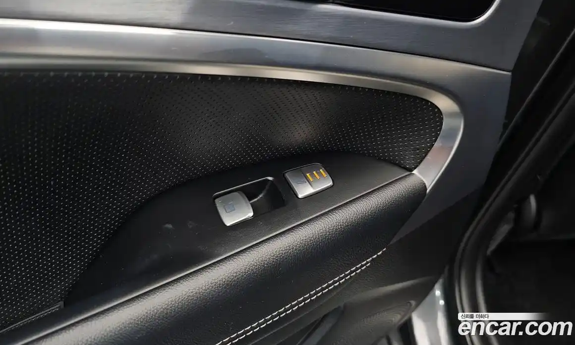 Genesis G70 2019 2.0 гидро в Москве № 1832305, фото 24