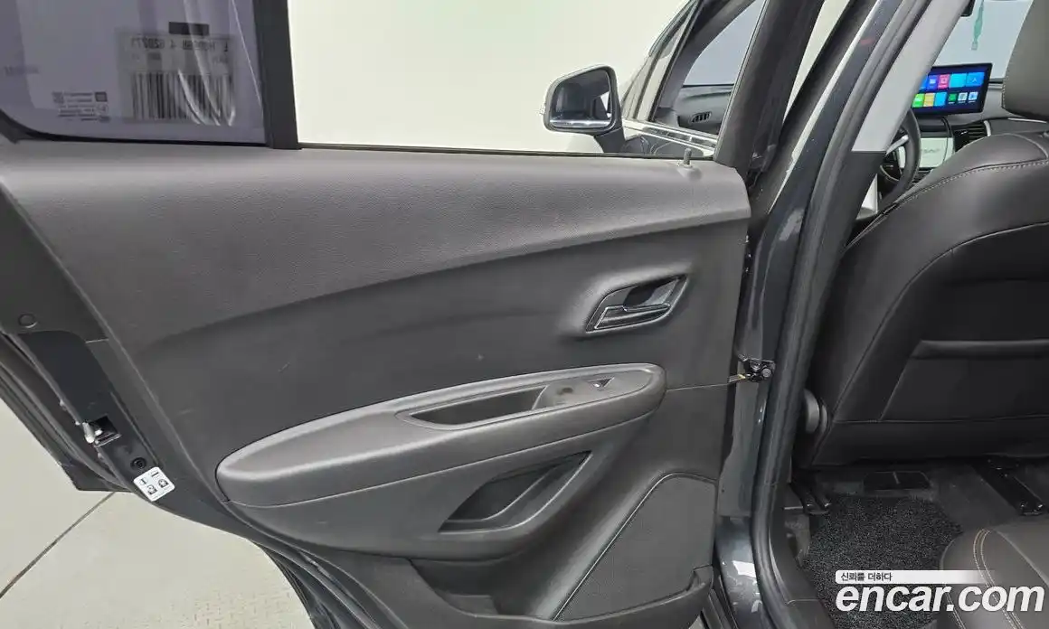 Chevrolet Trax 2018 1.4 гидро в Москве № 1833525, фото 15