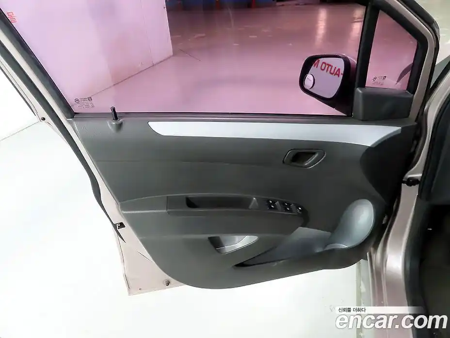 Chevrolet Spark 2013 1.0 гидро в Москве № 1833708, фото 12