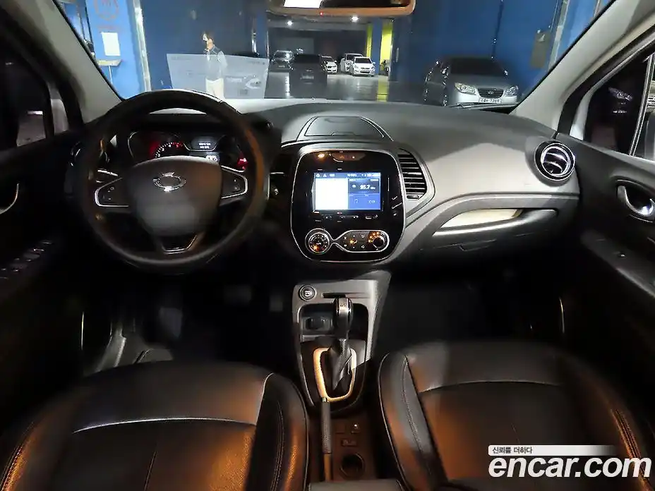 Renault QM3 2019 1.5 гидро в Москве № 1835110, фото 5