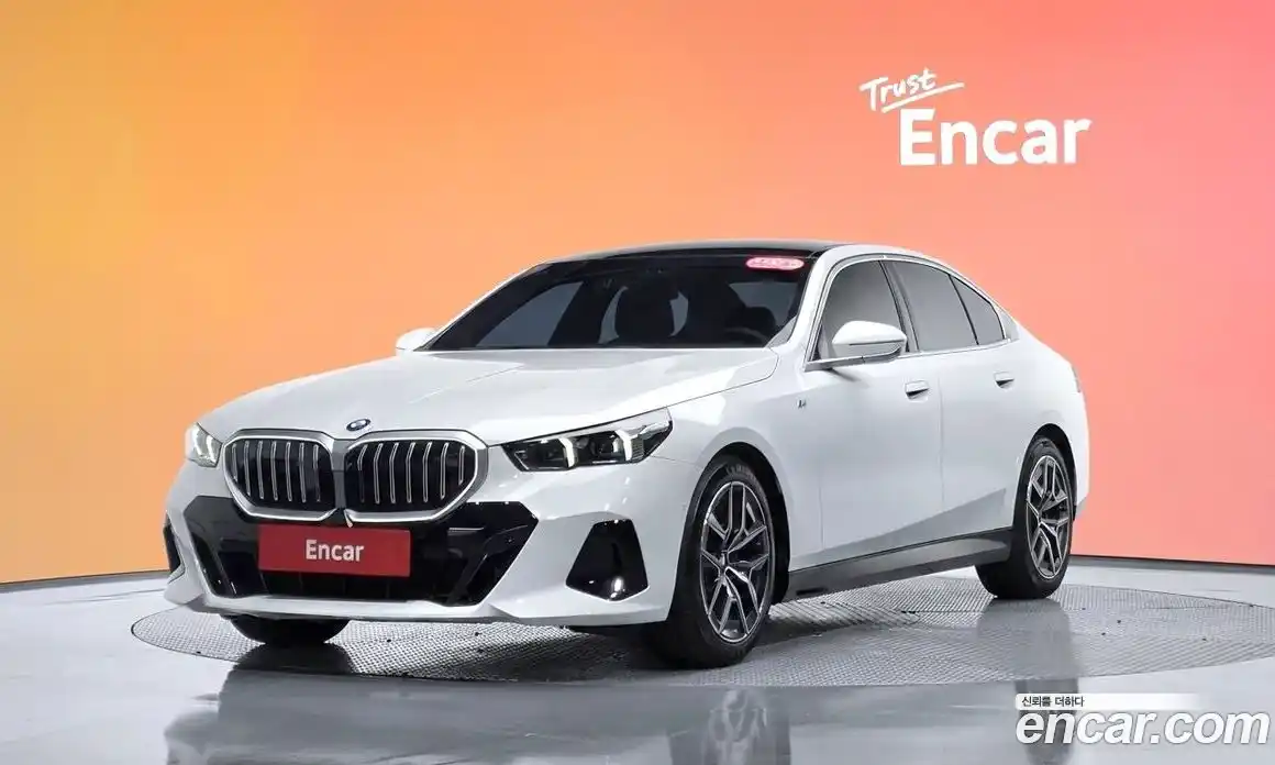 BMW 5-Series 2024 2.0 гидро в Москве № 1835374, фото 32