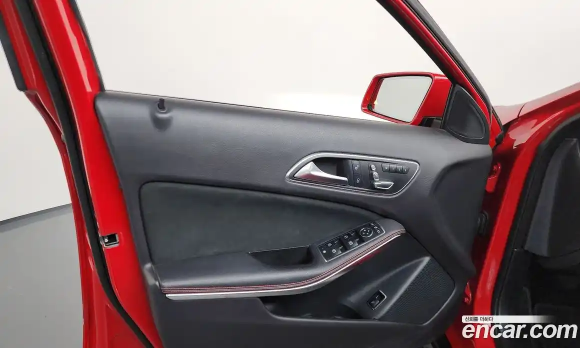 Mercedes-Benz GLA-Class 2019 2.0 гидро в Москве № 1835724, фото 14