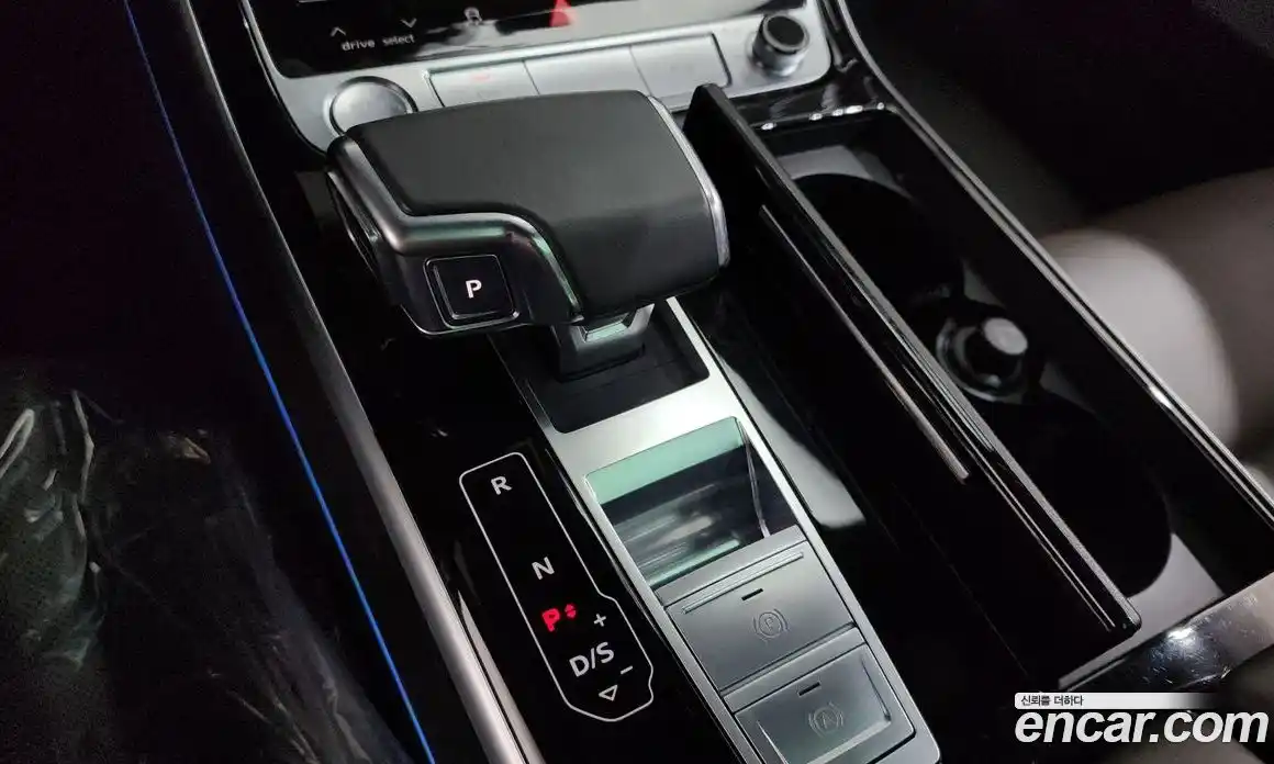 Audi A8 2020 4.0 гидро в Москве № 1836411, фото 9