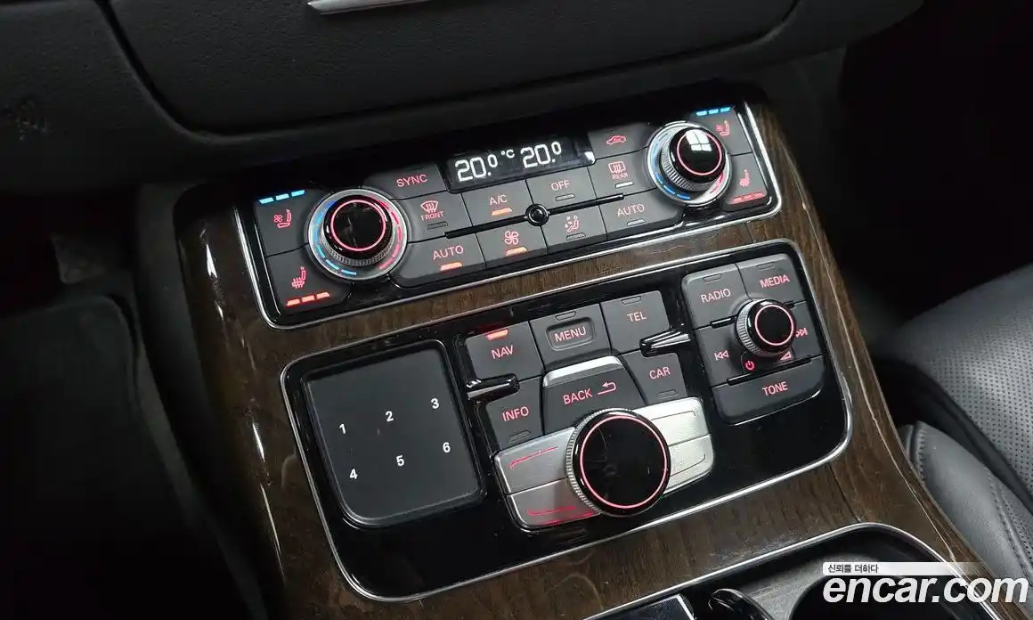 Audi A8 2015 4.1 гидро в Москве № 1836621, фото 15