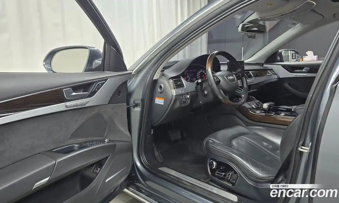 Audi A8 2015 4.1 гидро в Москве № 1836621, фото 10
