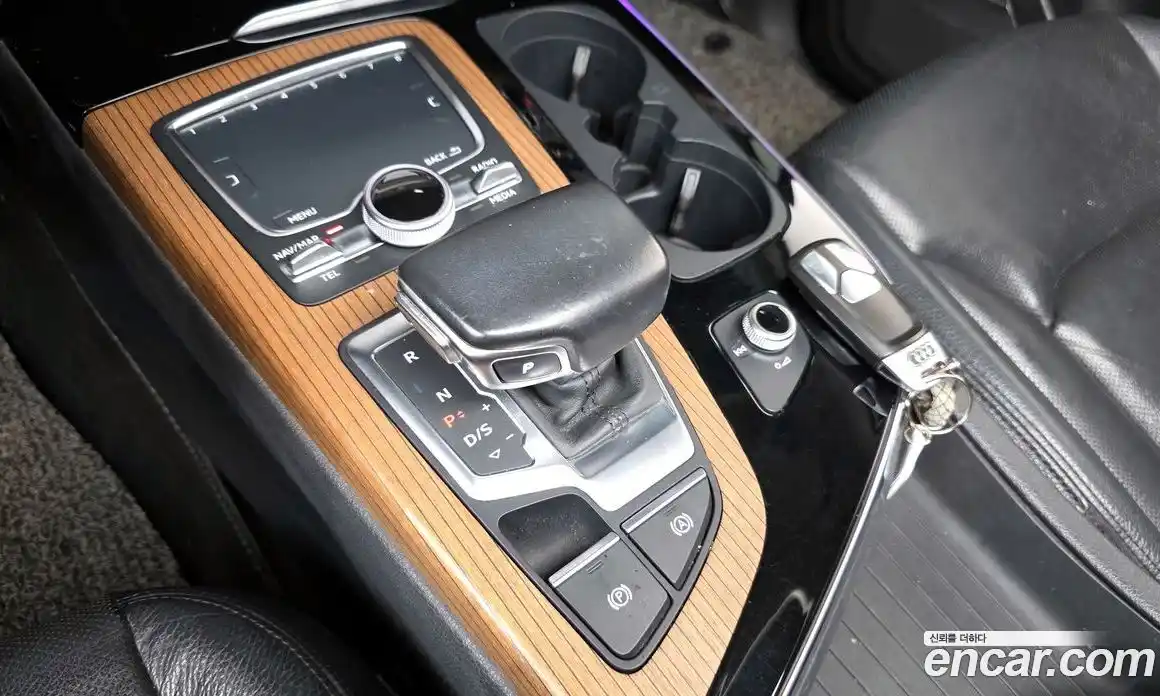 Audi Q7 2016 3.0 гидро в Москве № 1836652, фото 9