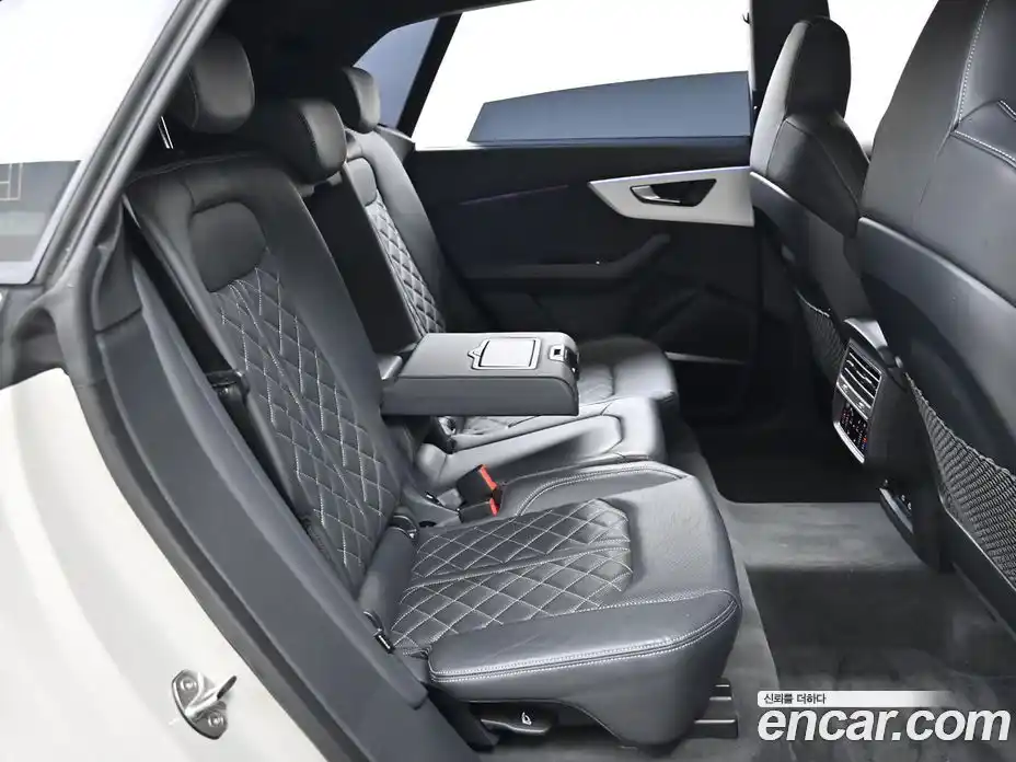 Audi Q8 2023 3.0 гидро в Москве № 1836671, фото 12
