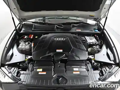 Audi Q8 2023 3.0 гидро в Москве № 1836671, миниатюра 6