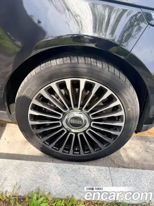 Land Rover Range-Rover 2018 4.4 гидро в Москве № 1837368, фото 6