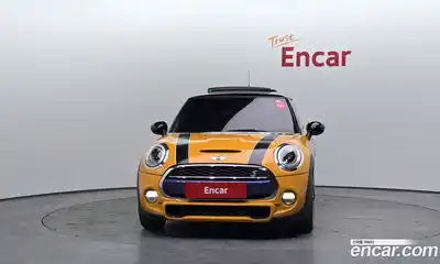 Mini Cooper 2017 2.0 гидро в Москве № 1837610, миниатюра 3