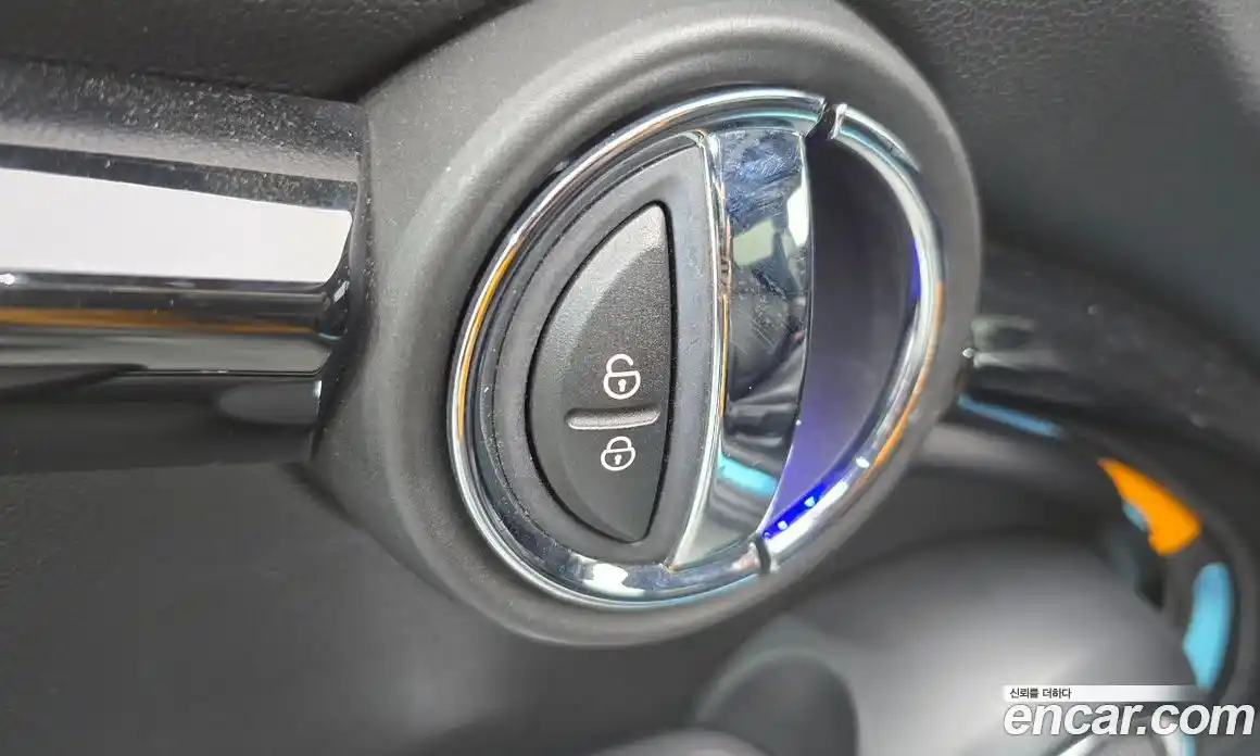 Mini Cooper 2017 2.0 гидро в Москве № 1837610, фото 31