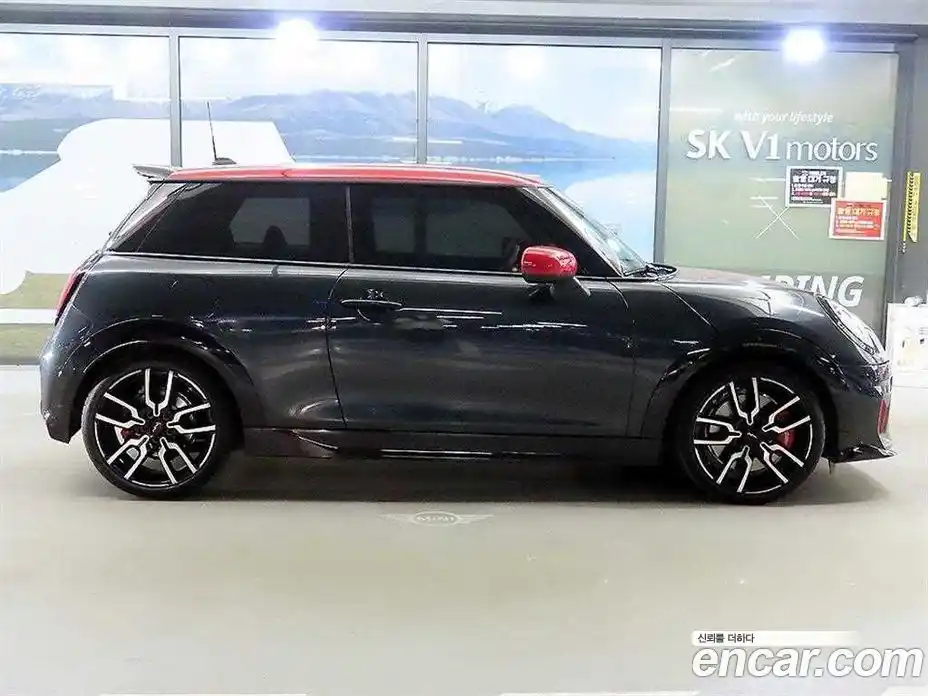 Mini Cooper 2025 2.0 гидро в Москве № 1837739, фото 3