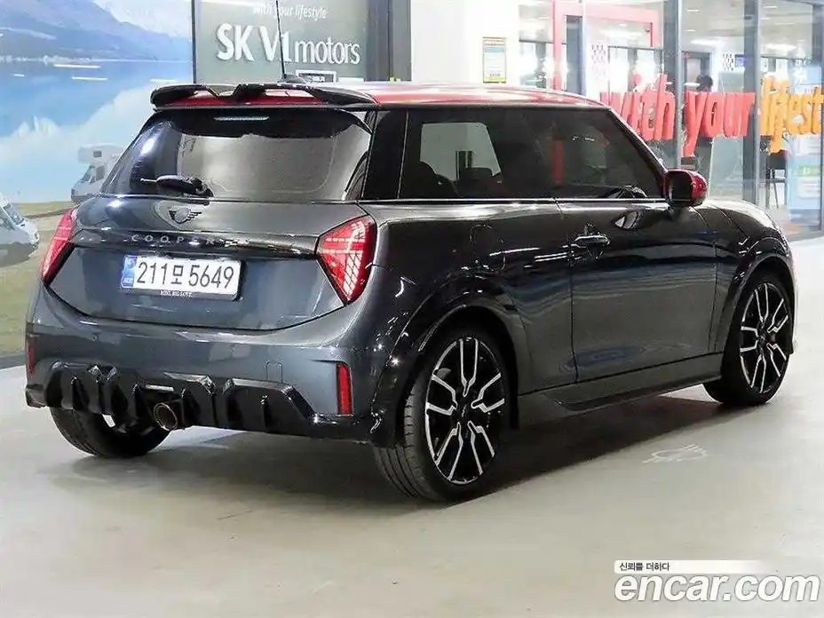 Mini Cooper 2025 2.0 гидро в Москве № 1837739, фото 4