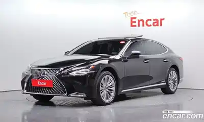 Lexus LS, 2019