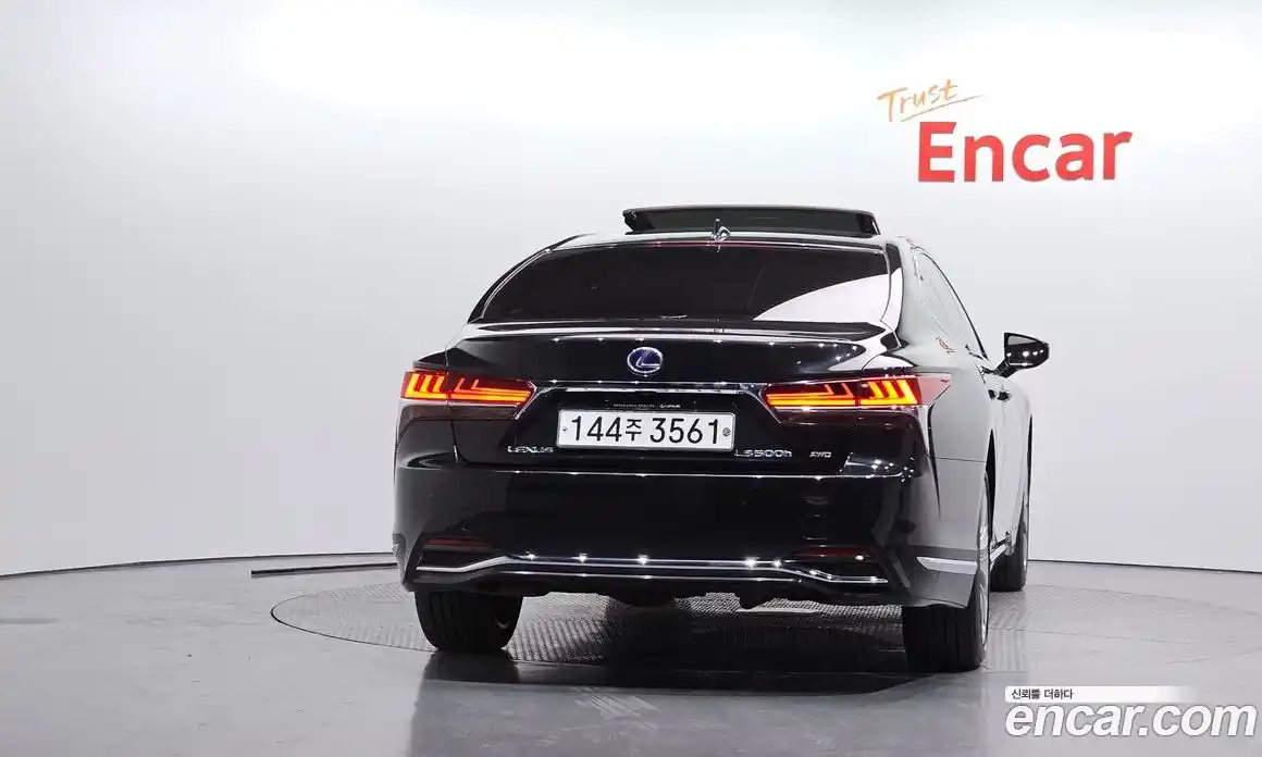 Lexus LS 2019 3.5 гидро в Москве № 1837953, фото 4