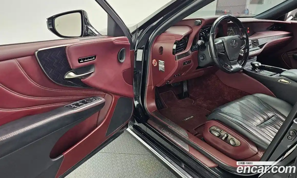 Lexus LS 2019 3.5 гидро в Москве № 1837953, фото 10
