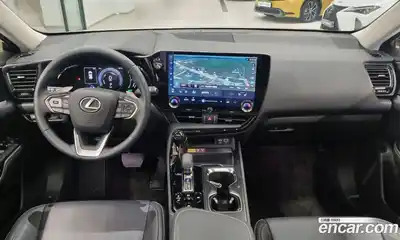 Lexus NX 2025 2.5 вариатор в Москве № 1837991, миниатюра 7