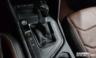 Volkswagen Tiguan 2022 2.0 гидро в Москве № 1838078, миниатюра 12