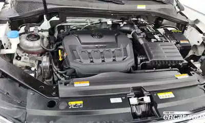 Volkswagen Tiguan 2022 2.0 гидро в Москве № 1838078, миниатюра 6