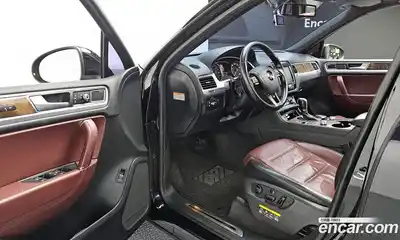 Volkswagen Touareg 2015 3.0 гидро в Москве № 1838217, миниатюра 10