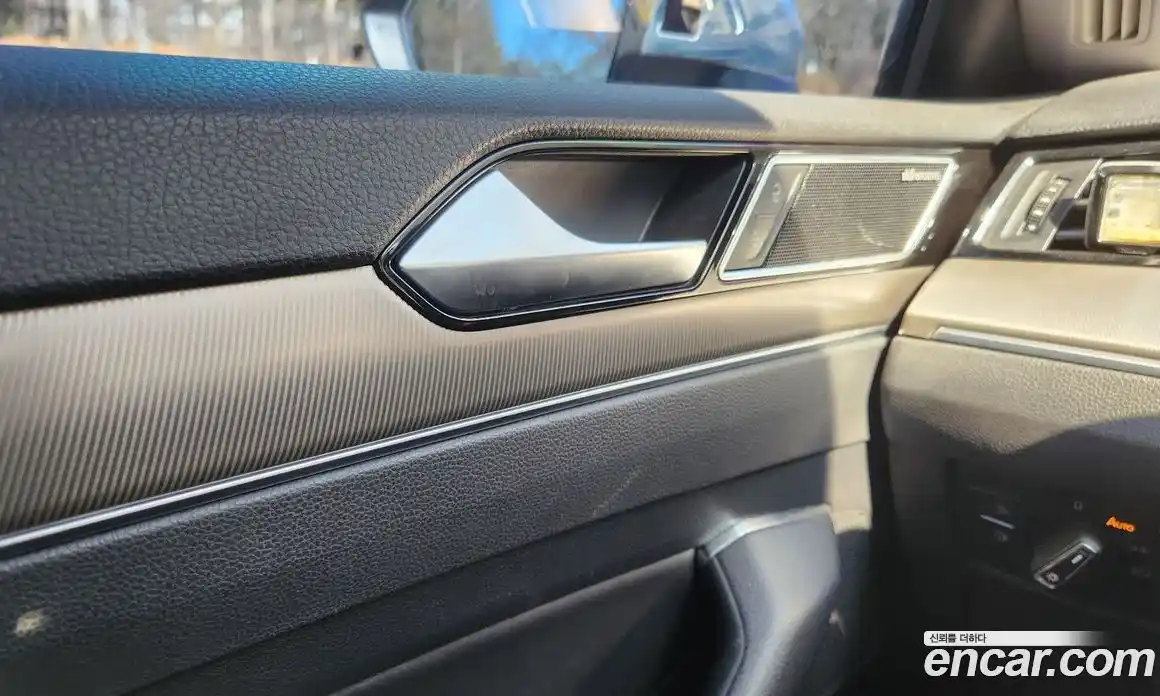 Volkswagen Arteon 2019 2.0 гидро в Москве № 1838279, фото 13