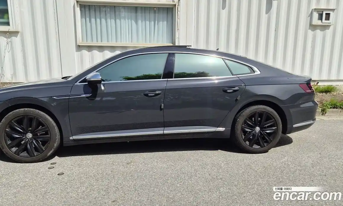 Volkswagen Arteon 2019 2.0 гидро в Москве № 1838279, фото 17