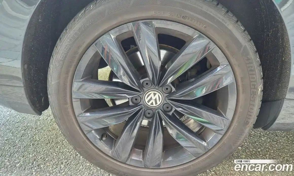 Volkswagen Arteon 2019 2.0 гидро в Москве № 1838279, фото 5