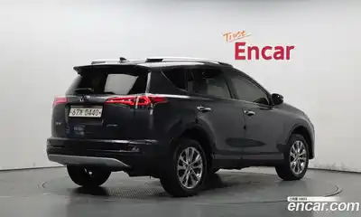 Toyota RAV4, 2016