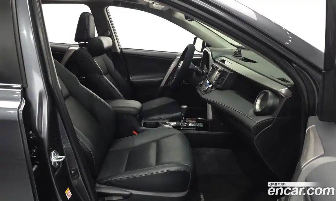 Toyota RAV4 2016 2.5 гидро в Москве № 1838503, фото 12