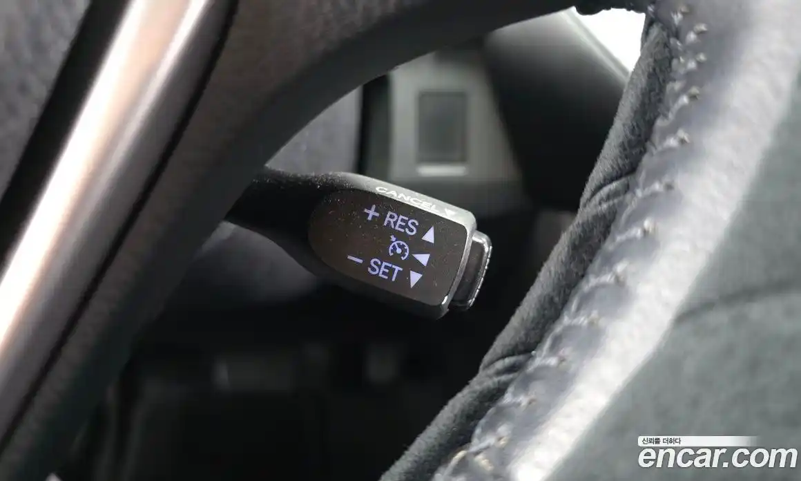 Toyota RAV4 2016 2.5 гидро в Москве № 1838503, фото 22