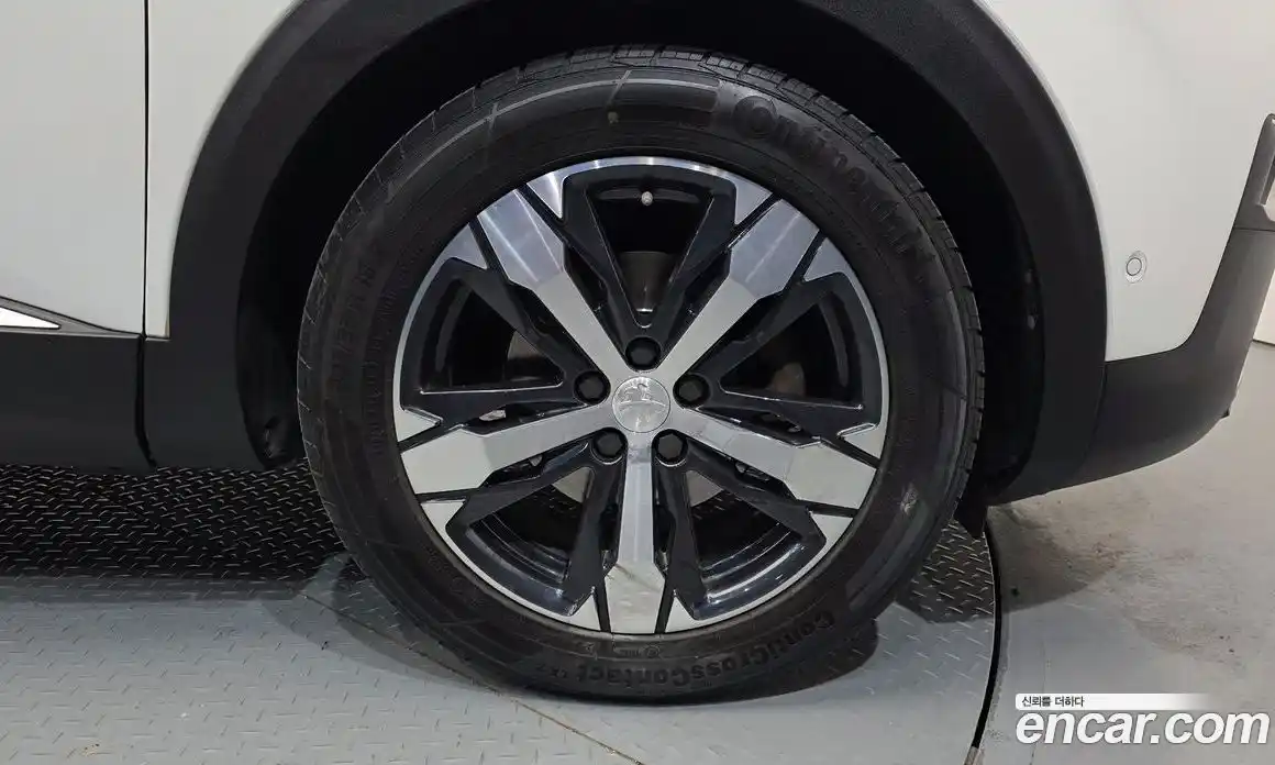Peugeot 5008 2021 2.0 гидро в Москве, фото 5