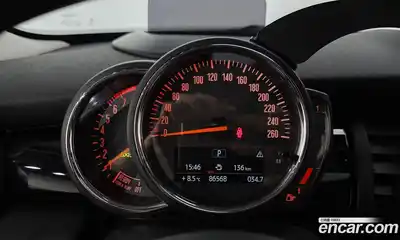 Mini Cooper 2020 1.5 гидро в Москве № 190950, миниатюра 8