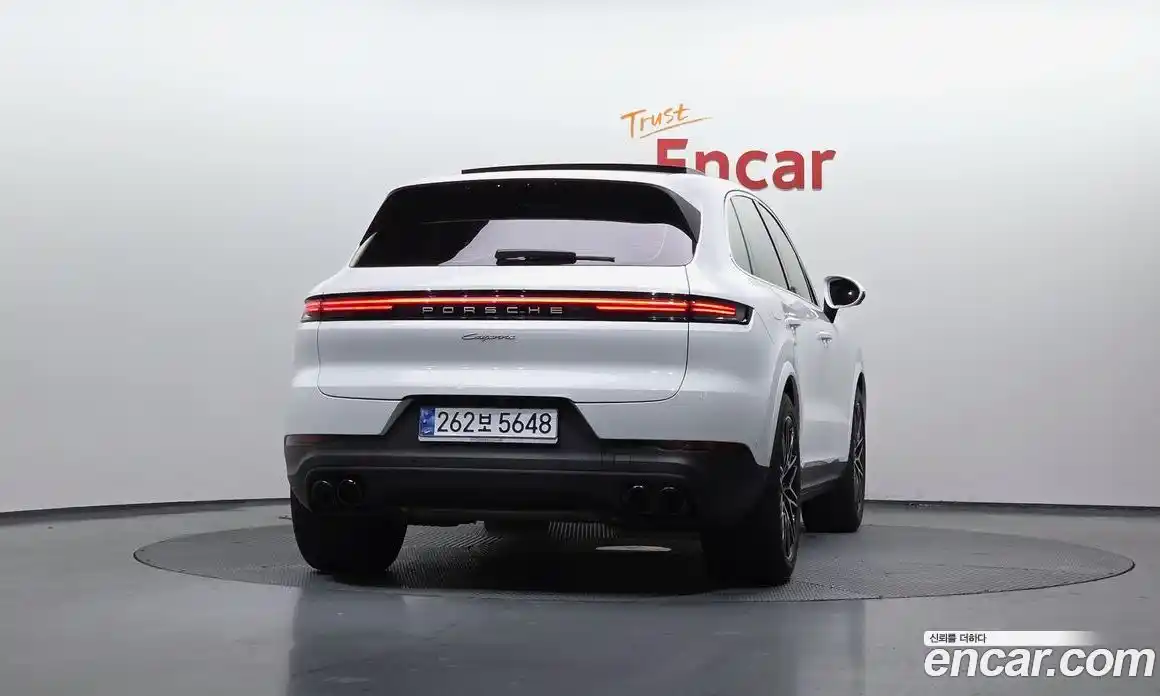 Porsche Cayenne 2023 3.0 гидро в Москве № 197439, фото 3