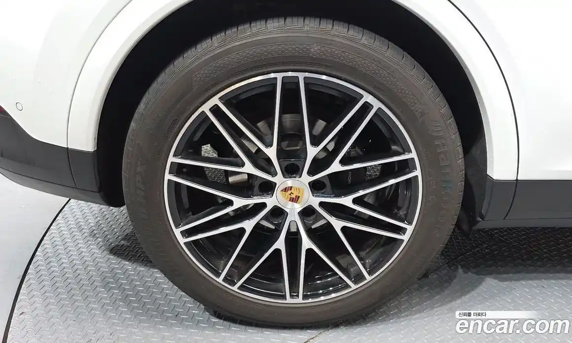 Porsche Cayenne 2023 3.0 гидро в Москве № 197439, фото 4