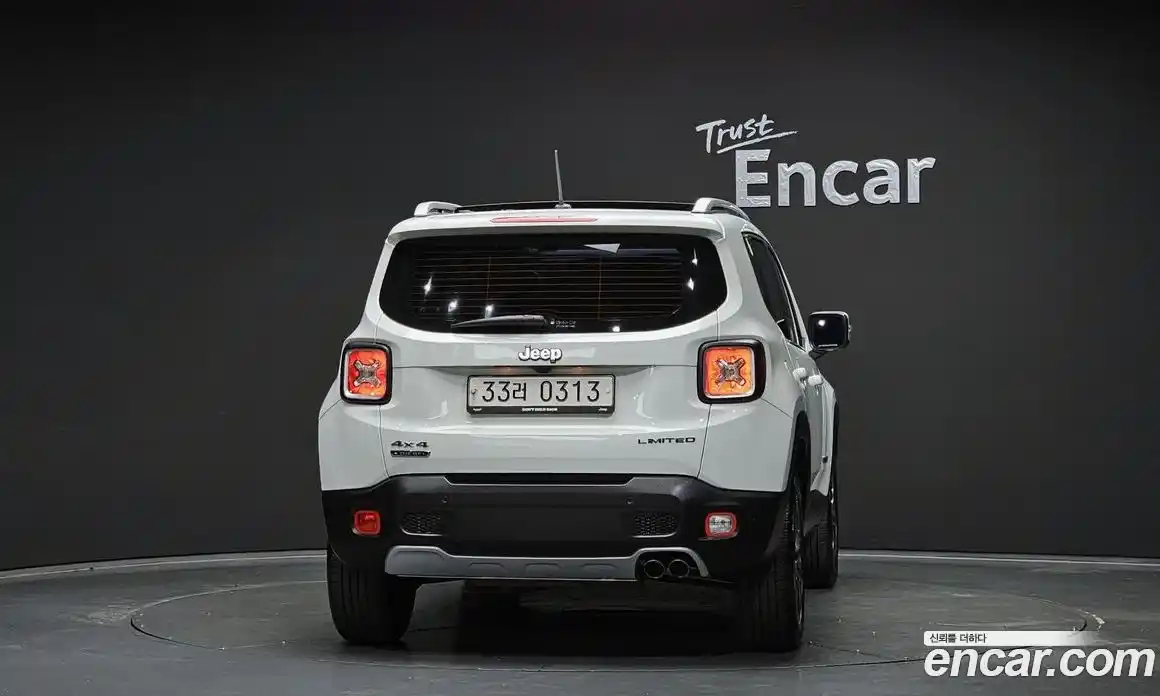 Jeep Renegade 2016 2.0 гидро в Москве № 232695, фото 4